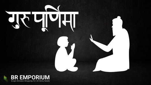गुरु अपने शिष्य को आशीर्वाद देते हुए, गुरु पूर्णिमा के पावन अवसर पर, BR Emporium